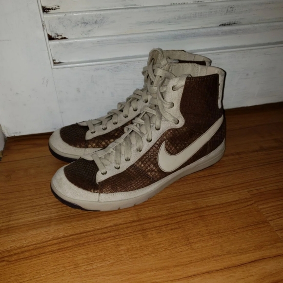 Nike Zoom Blazers - Picture 2 of 5
